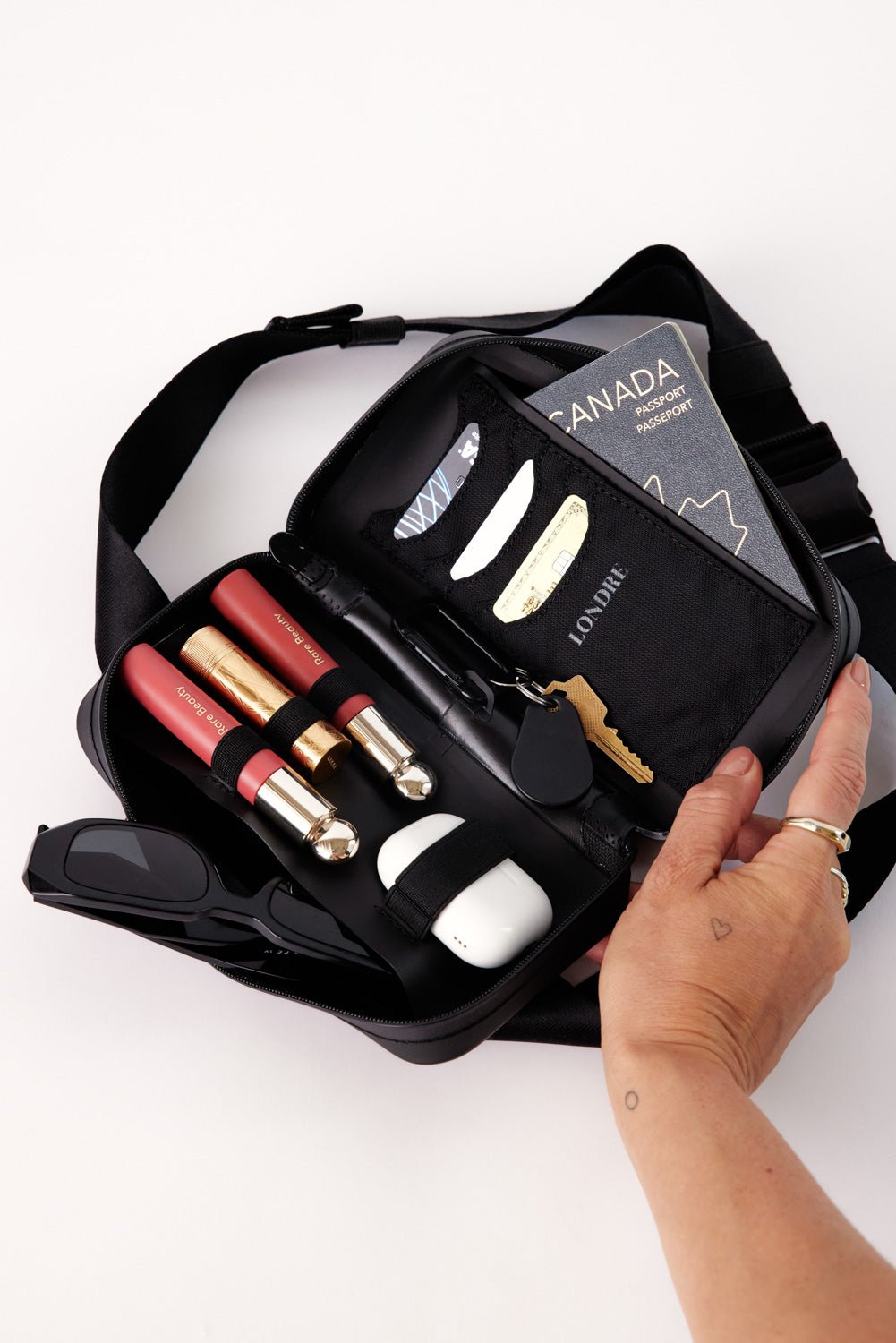 The Orea Waterproof Belt Bag - Matte Black