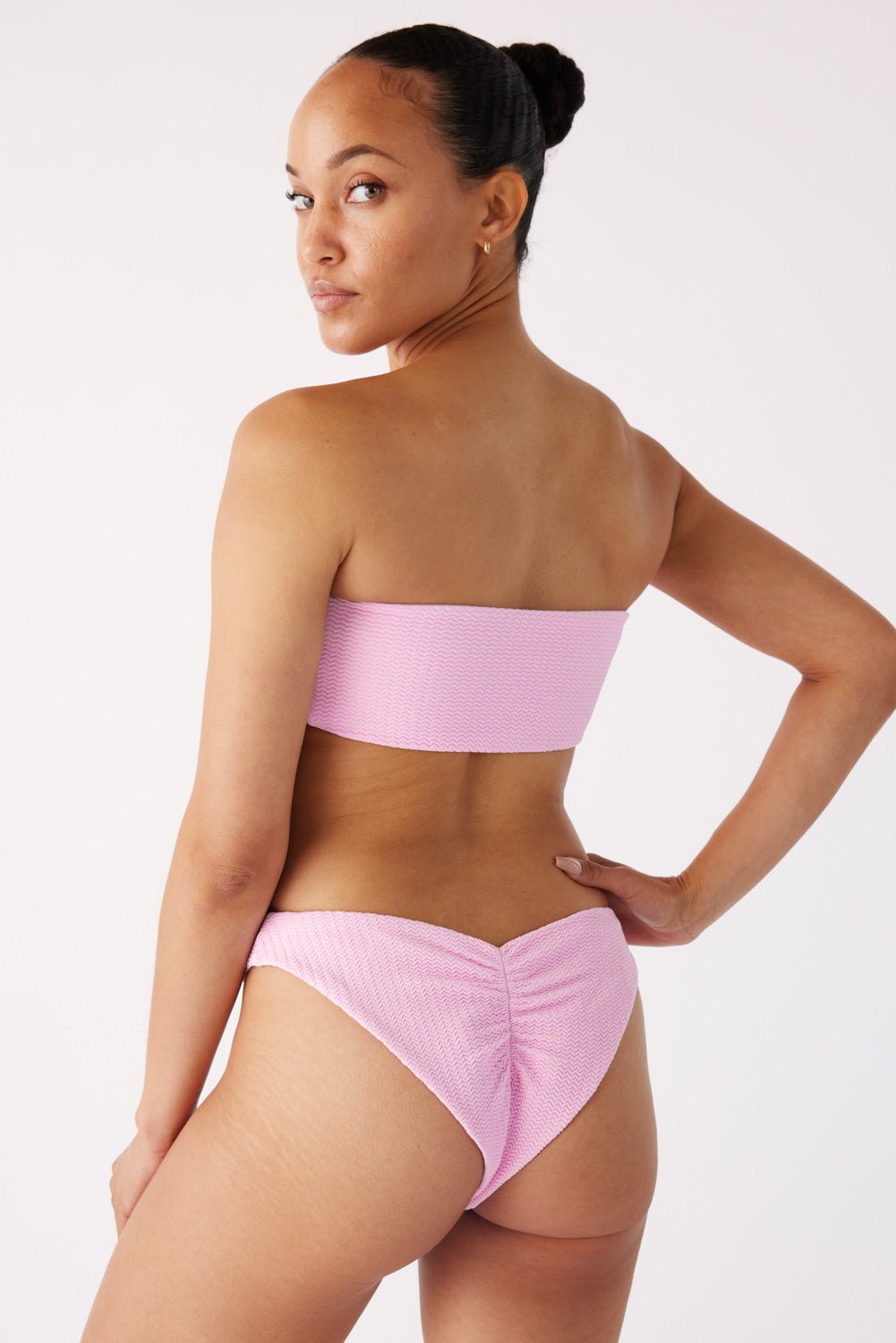 The Sleek Scrunch Bottoms - Peony Pink Ripple