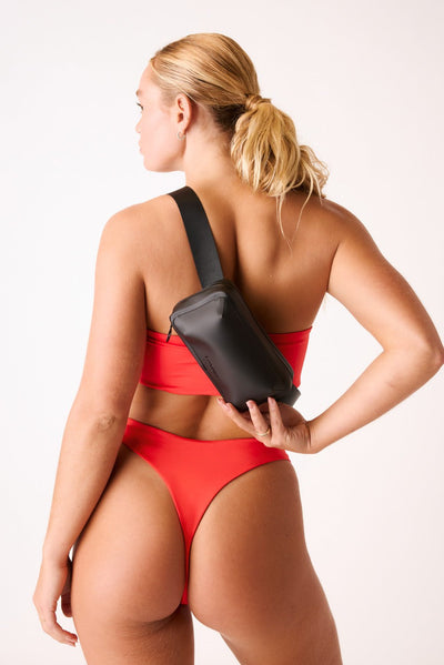 The Orea Waterproof Belt Bag - Matte Black