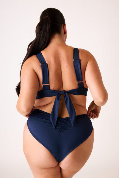 The High-Leg Scrunch Bottom - Soft Navy